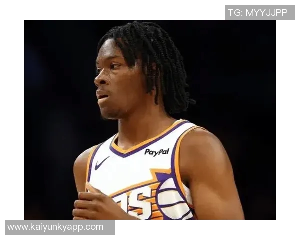 太阳队宣布裁掉前锋CJ亨特利双向球员身份终止